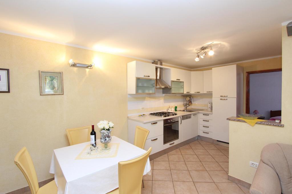 רוביני Apartments Pataj מראה חיצוני תמונה